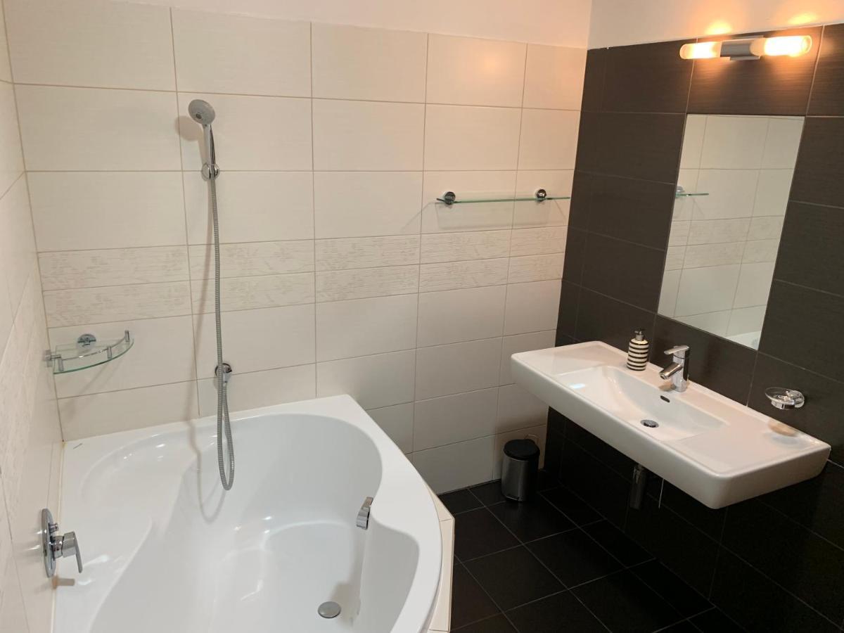 Jd Apartment Liptovský Mikuláš المظهر الخارجي الصورة